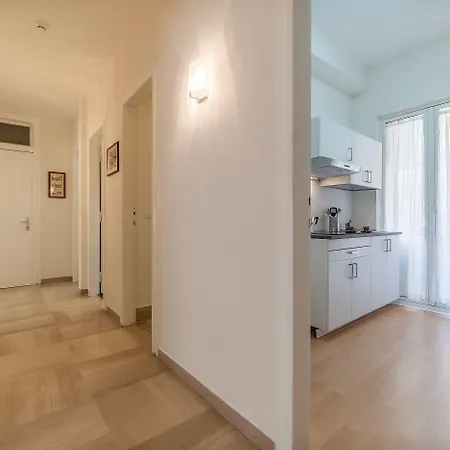 Casa Della Musica Apartment *
